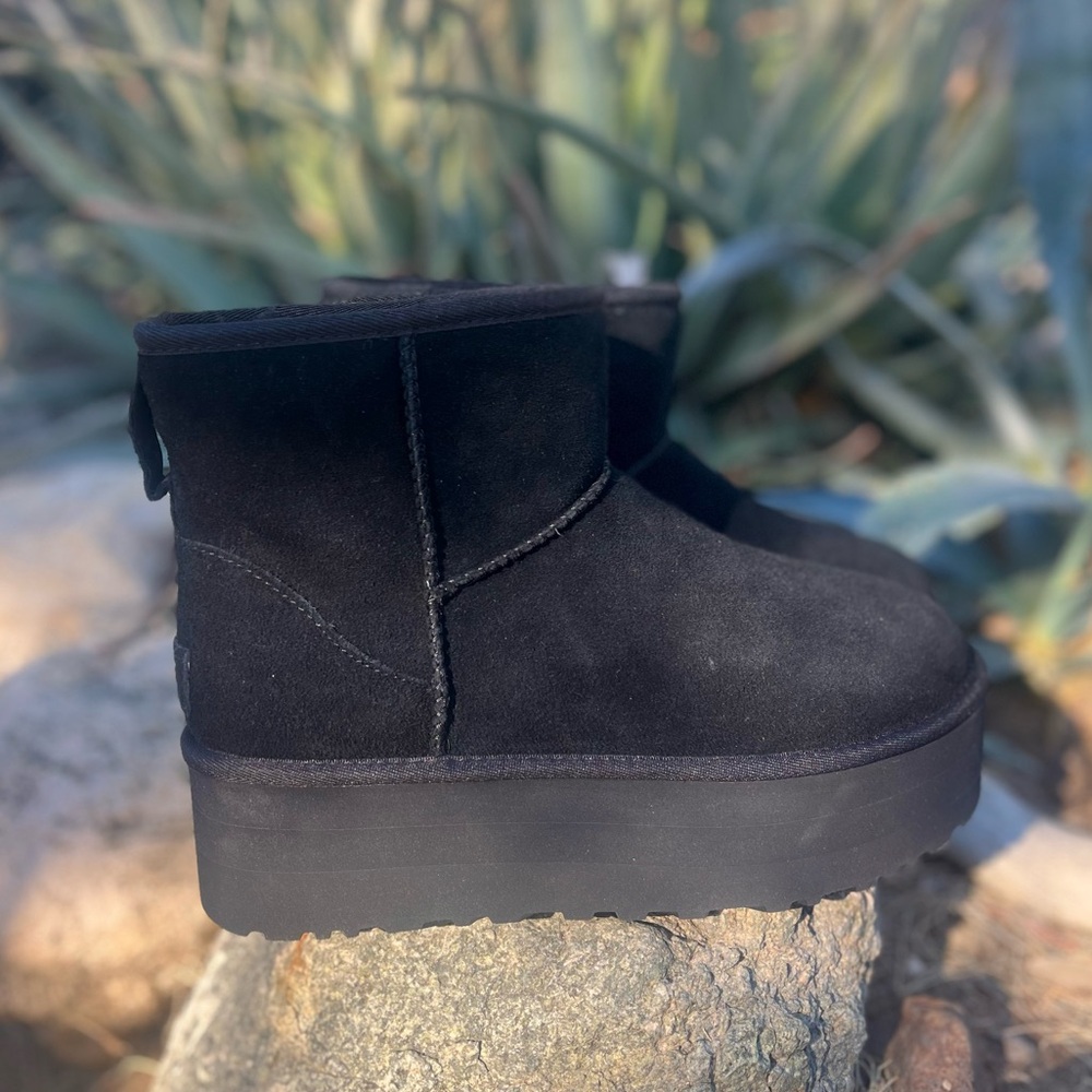 Ugg | Platform Black Interior Shearling Lined Boo… - image 1